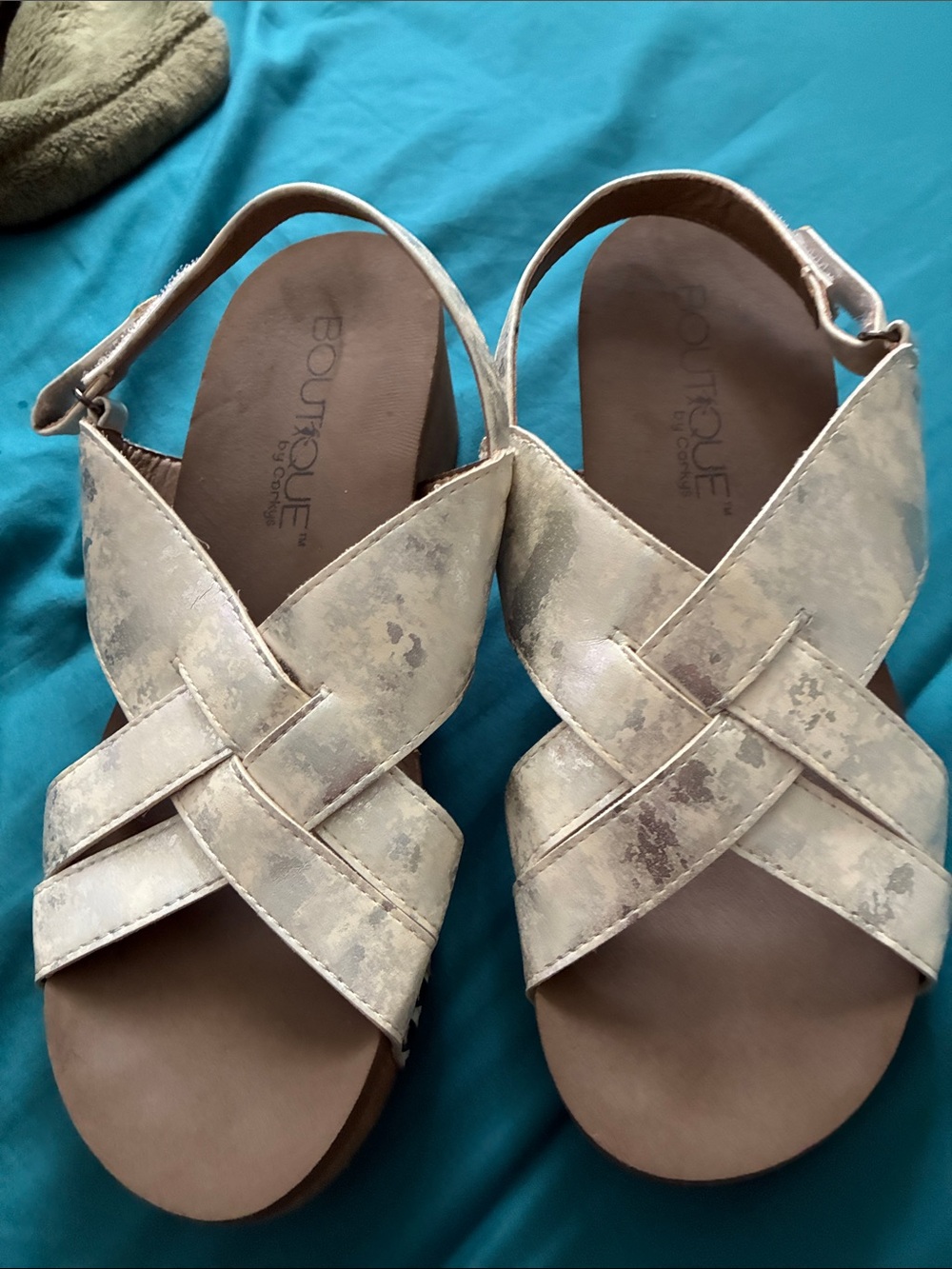 Boutique by Matisse Metallic Cream Crisscross Slingback Sandals